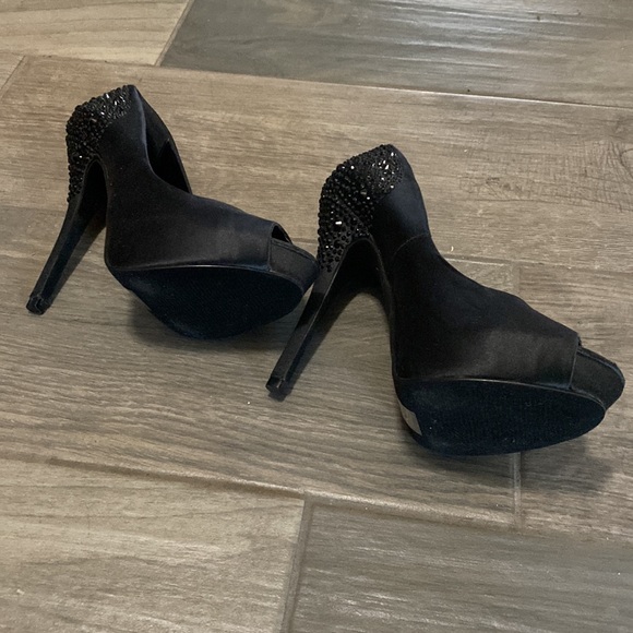 Black ALDO sparkle open toe pumps. Size 6.5. - Picture 4 of 4